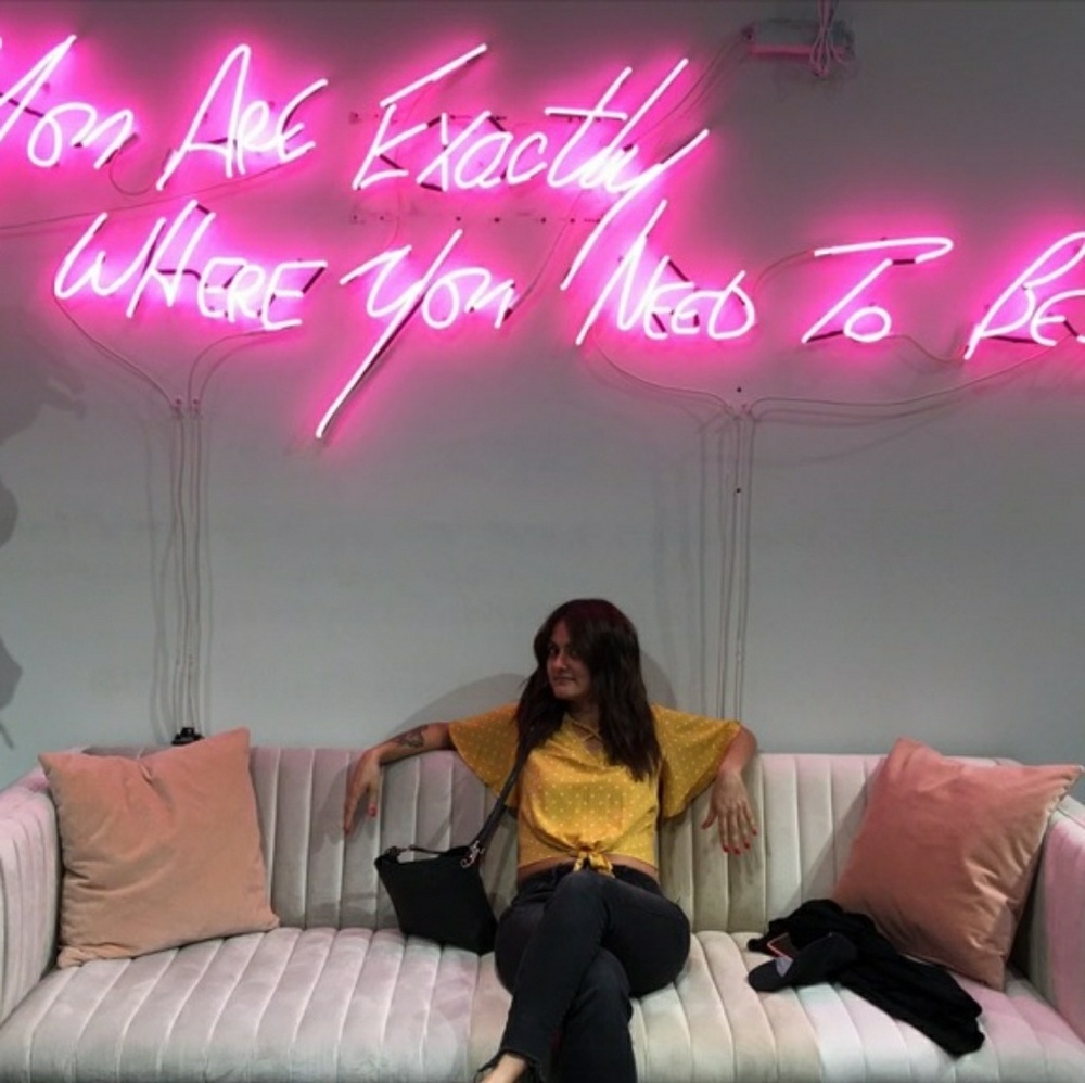 Meet your Posher, Jeanine